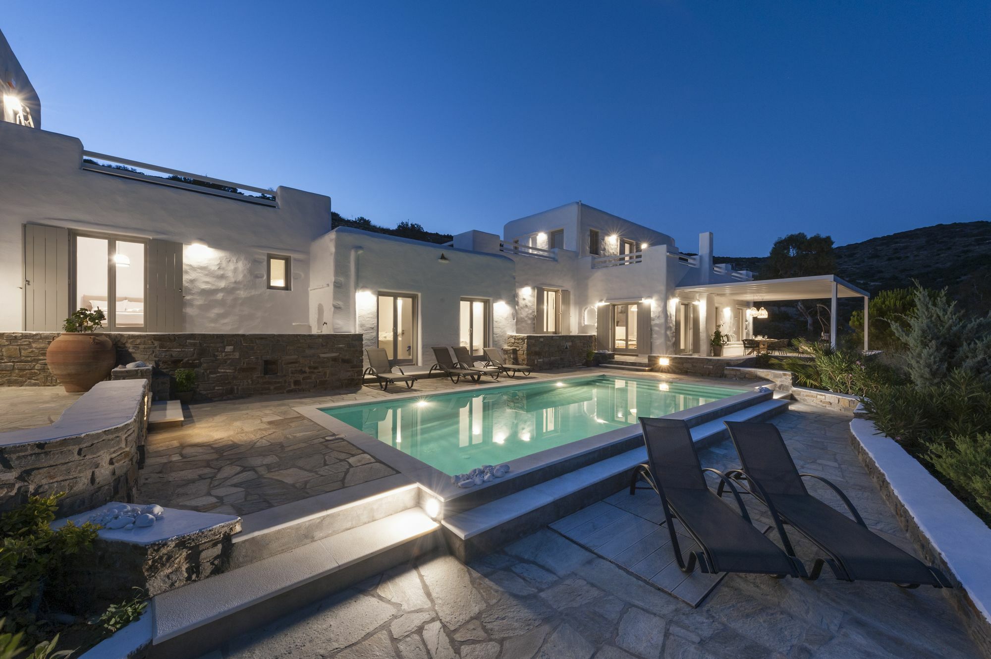 Niriides Luxury Villas Aliki  Exterior photo